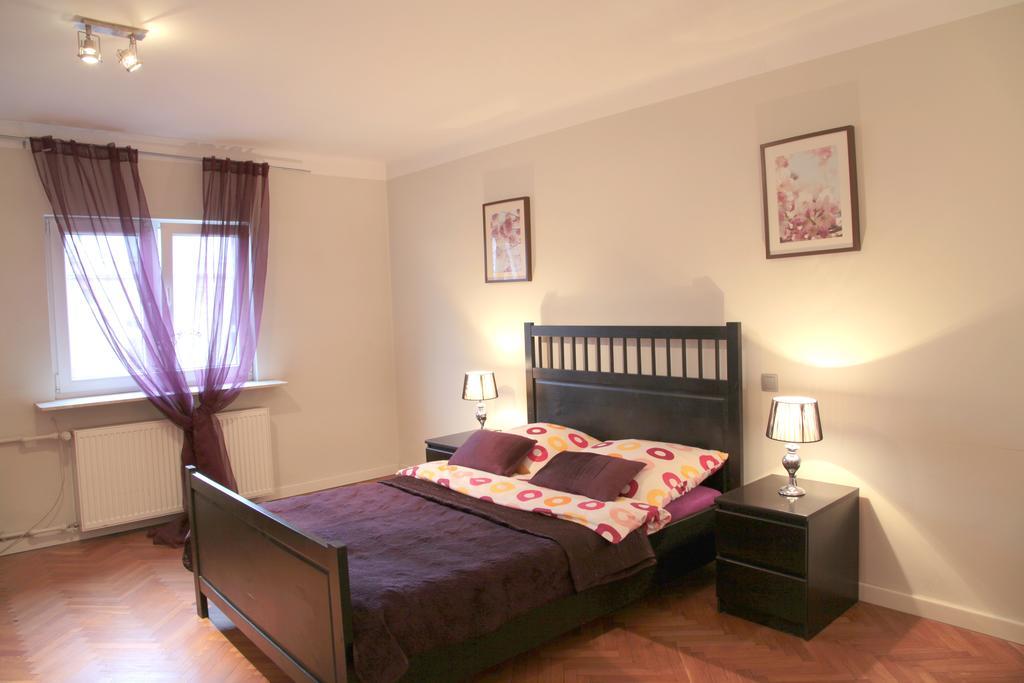 Key Apartments Chmielna Варшава Номер фото
