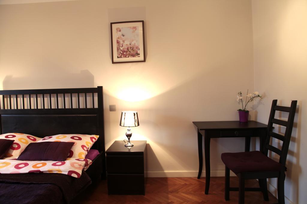 Key Apartments Chmielna Варшава Номер фото