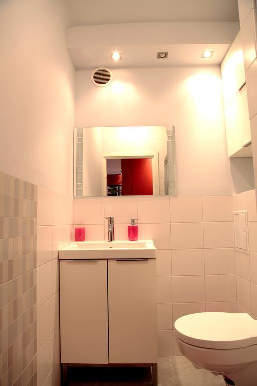 Key Apartments Chmielna Варшава Номер фото